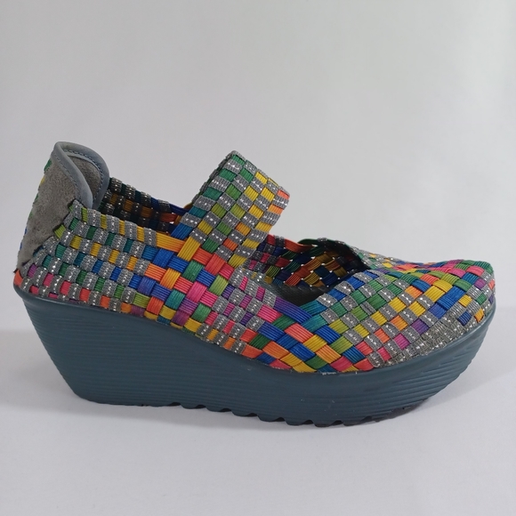 St. John's Bay Shoes - St Johns Bay Mary Janes SJB Karma Multicolor Wedge Heel Platform Slip On Sz 6